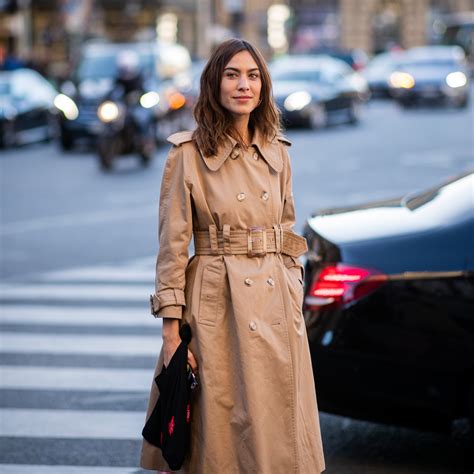 celebrities who wear burberry trench coats|celebrities wearing the trench.